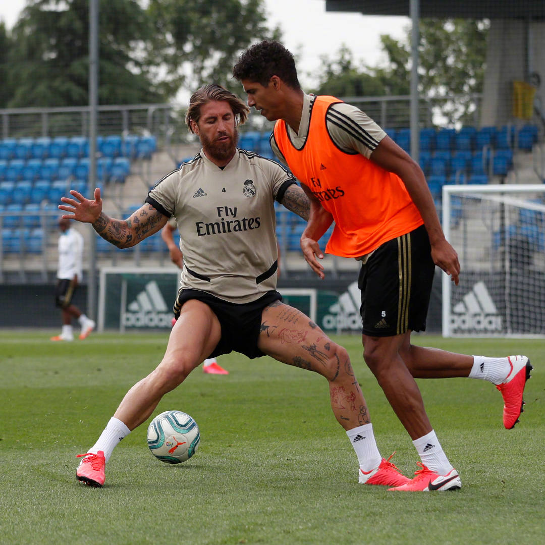 QS SPORTS多伦多猛龙训练开放日，国际比赛日遗憾出局引欢呼，西甲在即，控场能力受关注的简单介绍